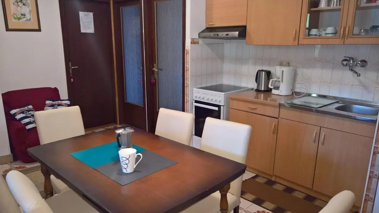Πανσιόν Apartments Trupec Malinska